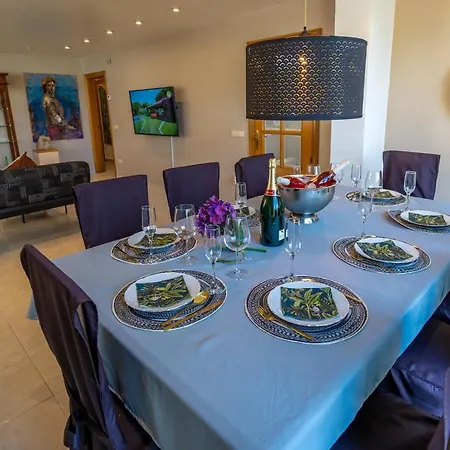 Lux Gallery, Ideal Familias O Grupos Con Piscina & Aircon Willa